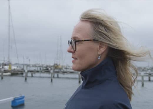 Image of Malin Florentzen looking out over the water